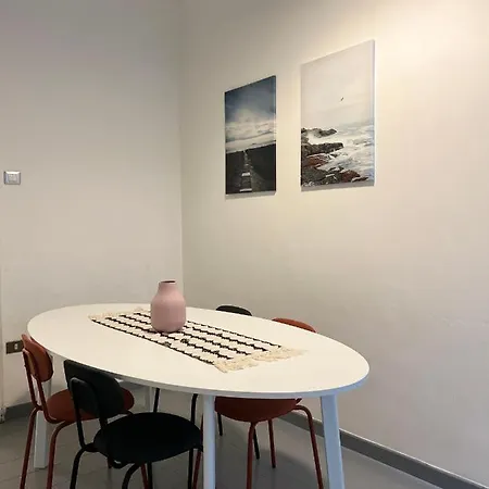 Apartament The Conical House Howme Bari